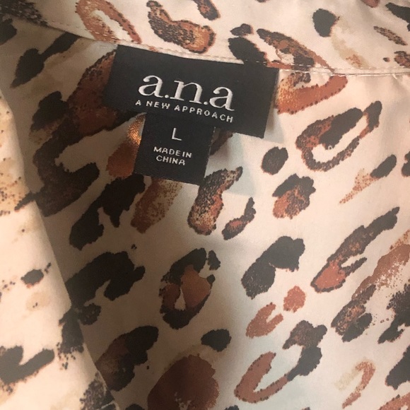 Animal print shirt dress w/ light metallic shimmer - Picture 2 of 5